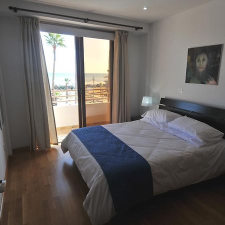 Ithaki Phinikoudes Apartment No. 102 Larnaca Bagian luar foto