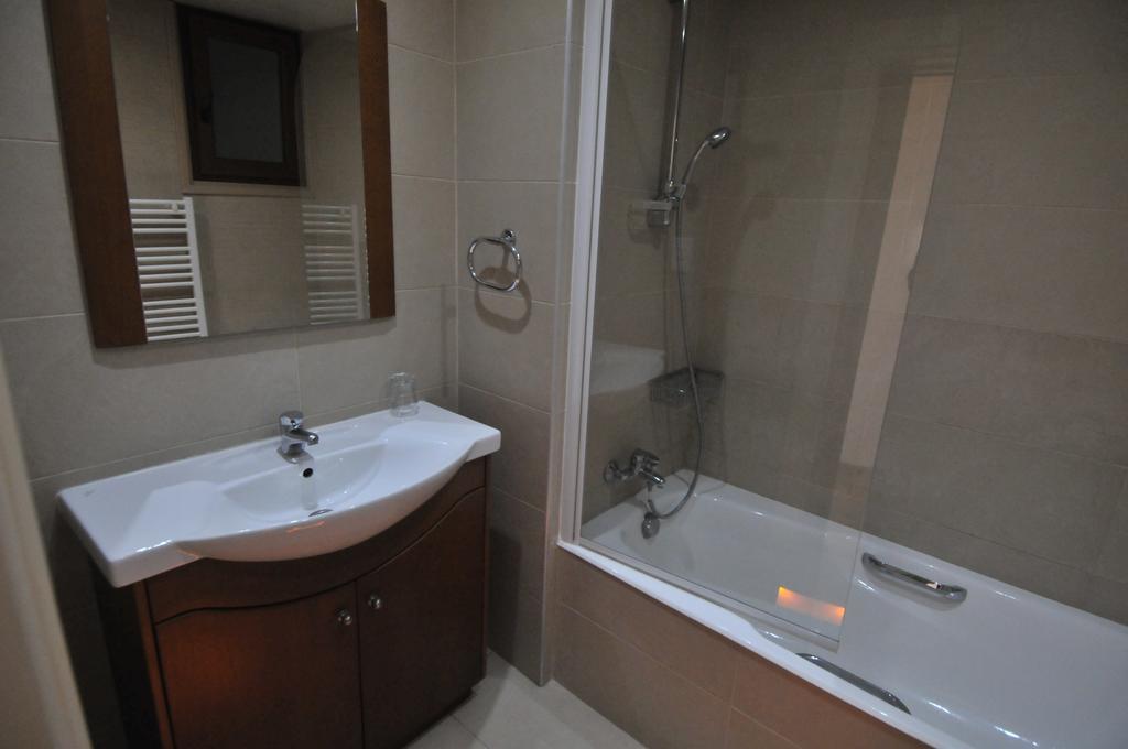 Ithaki Phinikoudes Apartment No. 102 Larnaca Ruang foto