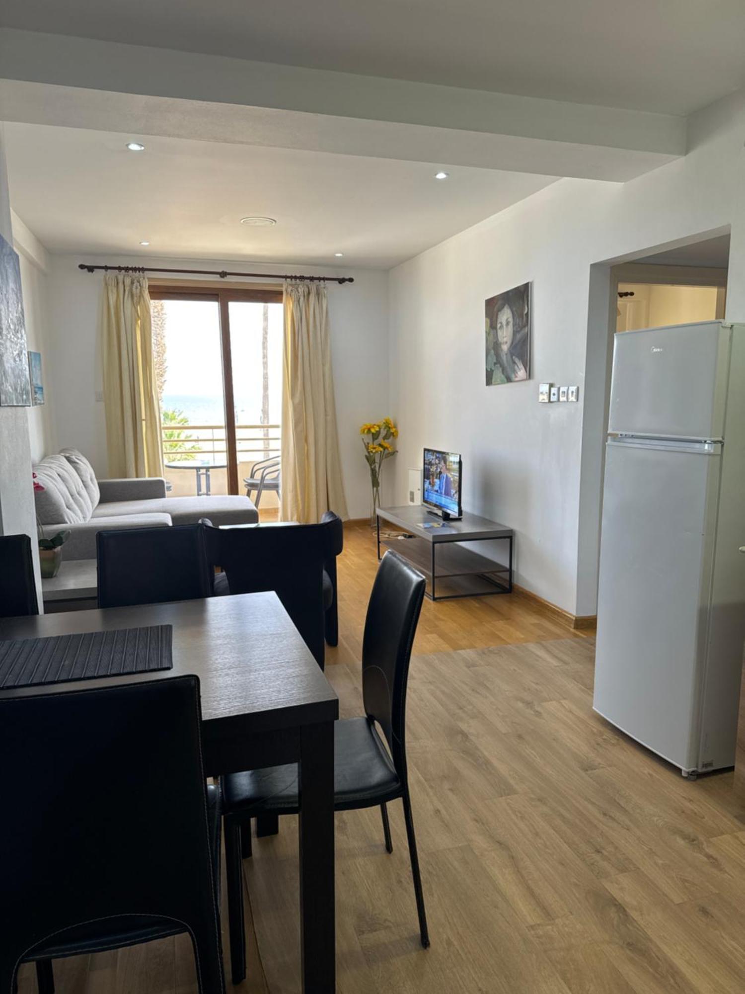 Ithaki Phinikoudes Apartment No. 102 Larnaca Bagian luar foto