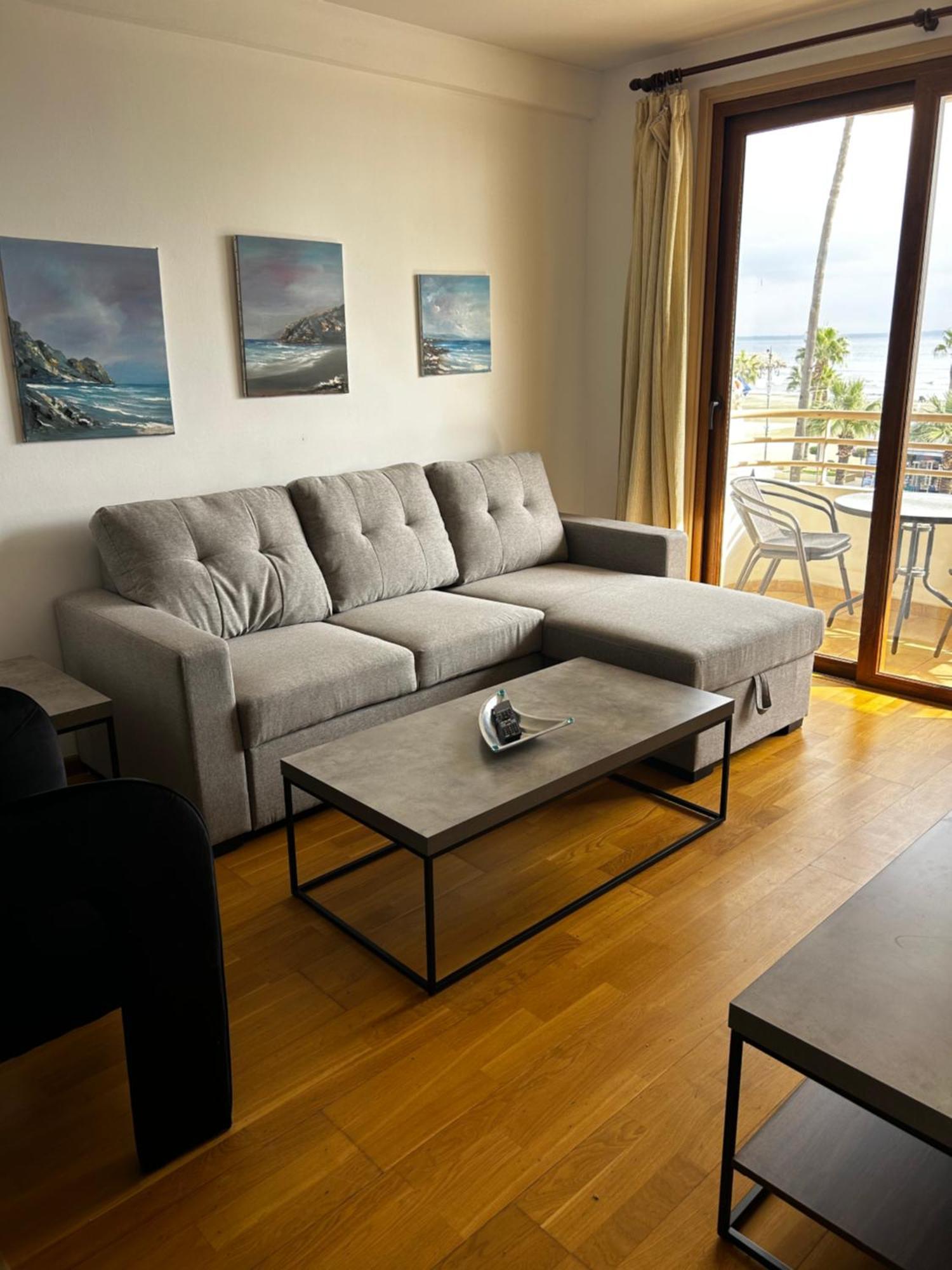 Ithaki Phinikoudes Apartment No. 102 Larnaca Bagian luar foto