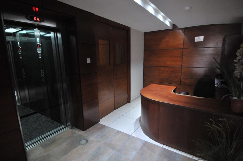 Ithaki Phinikoudes Apartment No. 102 Larnaca Ruang foto